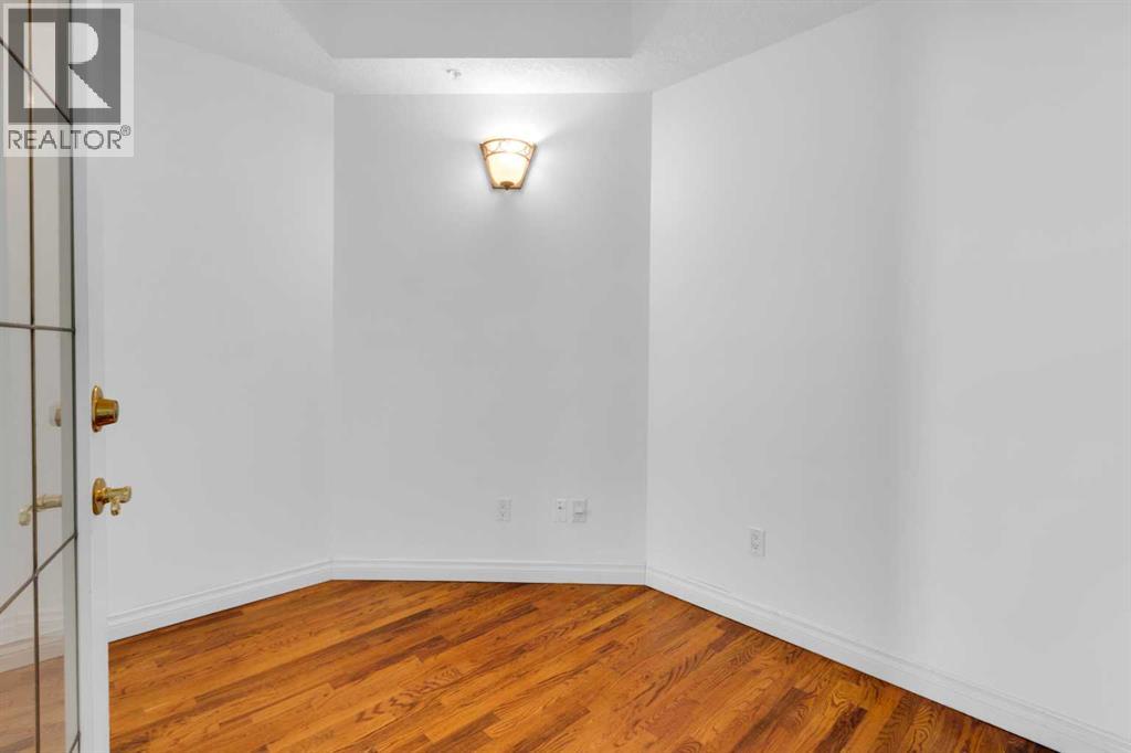 #205 1315 12 AVENUE SW - 20