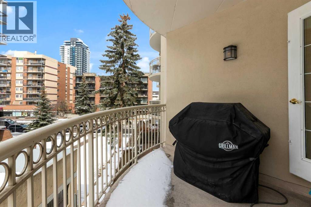 #205 1315 12 AVENUE SW - 24