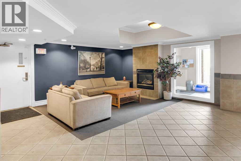 #205 1315 12 AVENUE SW - 26