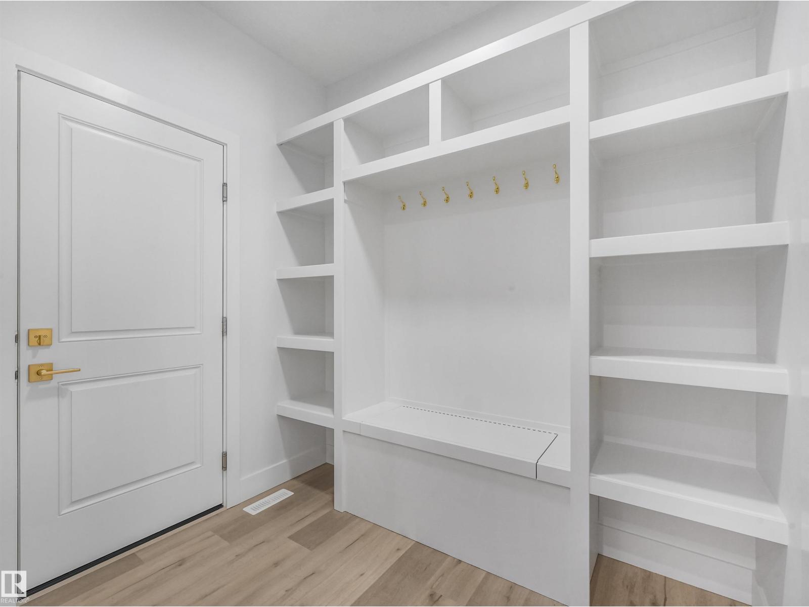 42 RAVENSHIRE WYND - 22