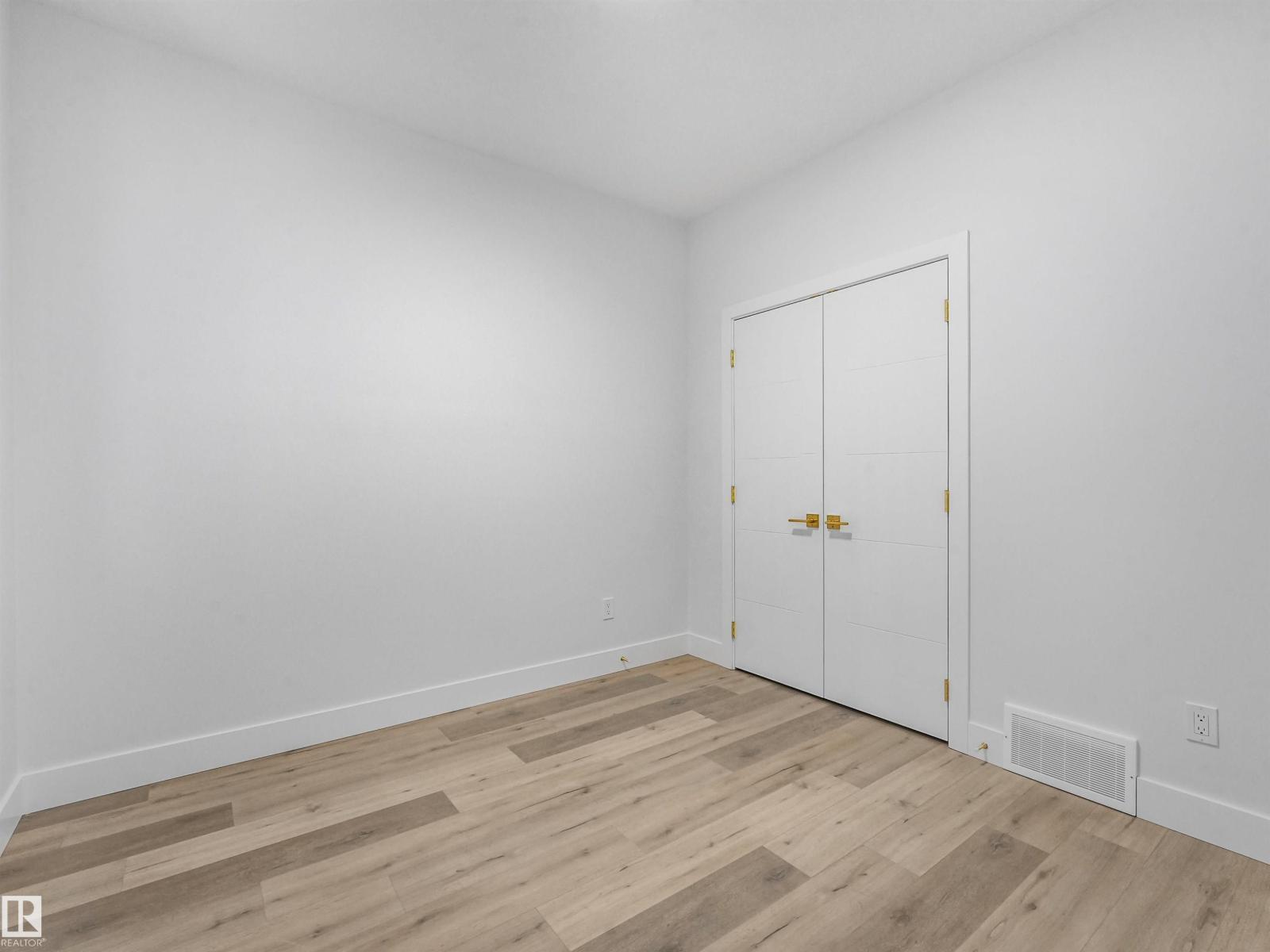 42 RAVENSHIRE WYND - Image 2