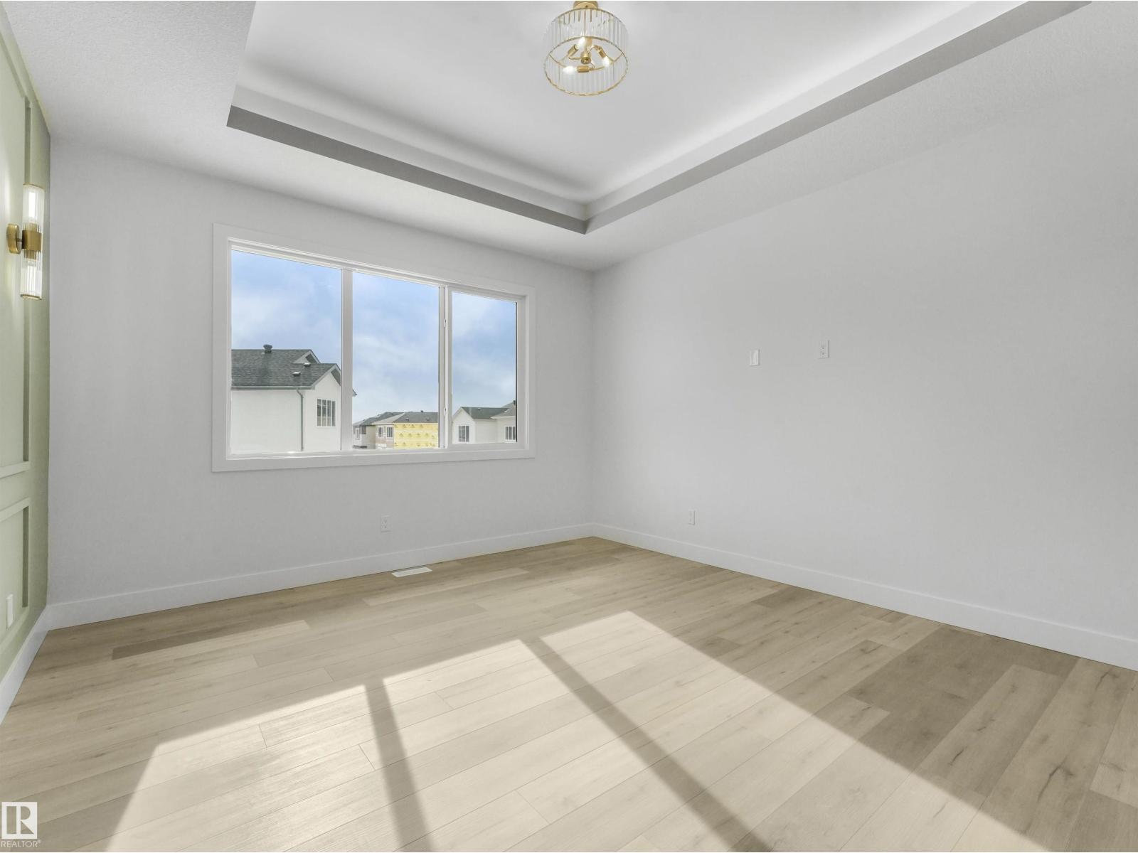 42 RAVENSHIRE WYND - 34