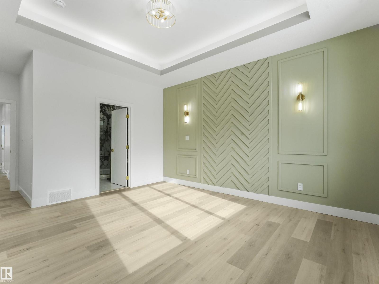 42 RAVENSHIRE WYND - 32