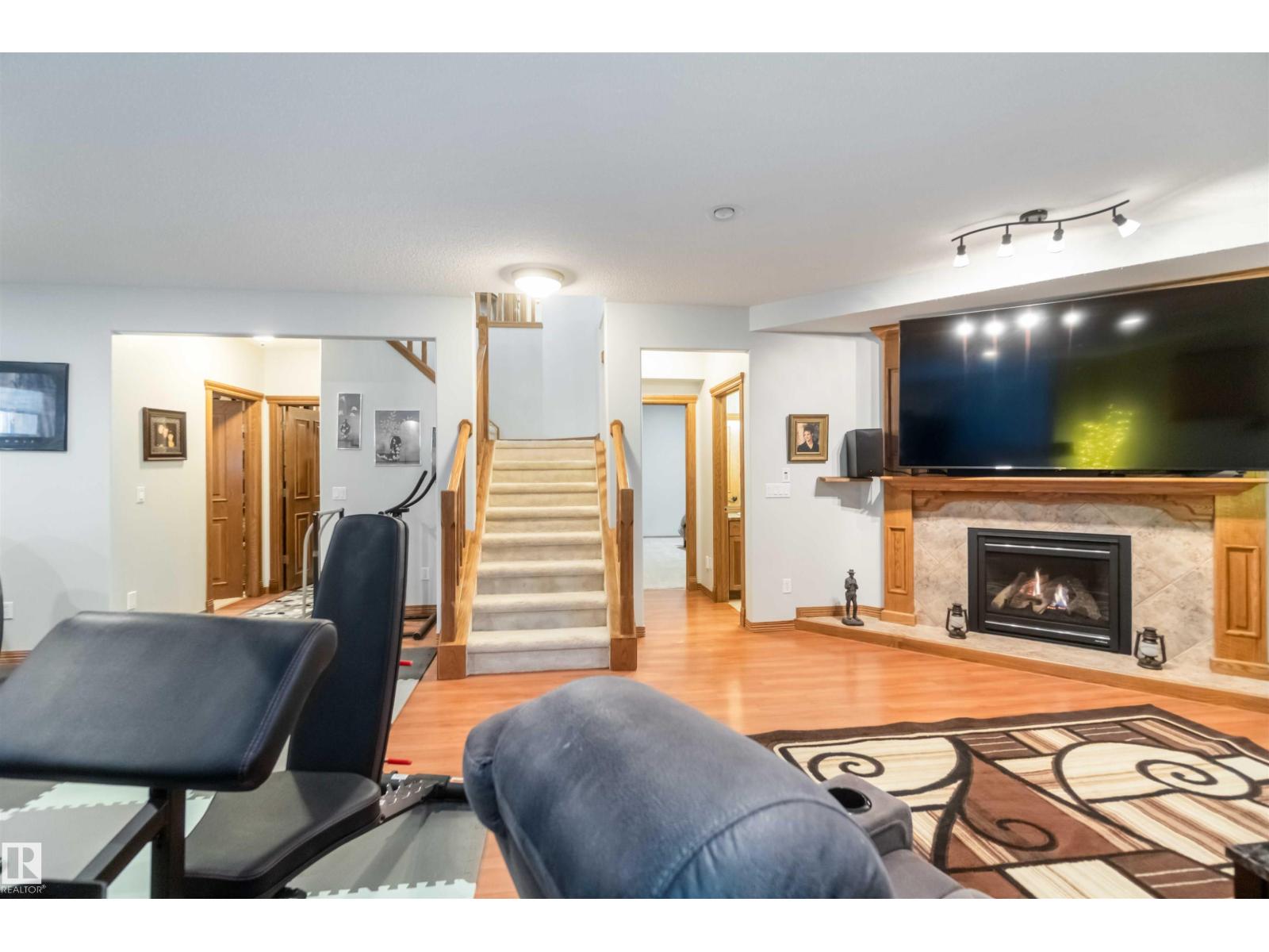 61 LINKSIDE BLVD - 54