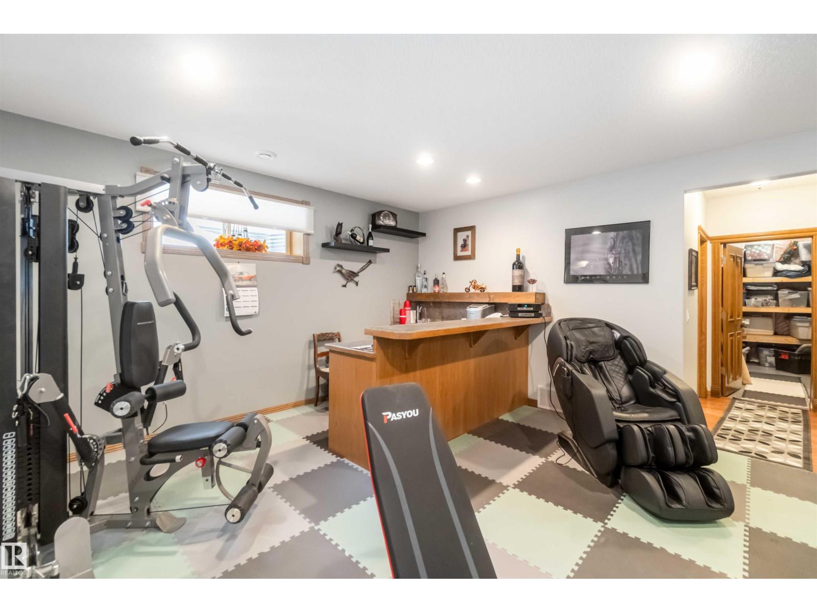 61 LINKSIDE BLVD - 45