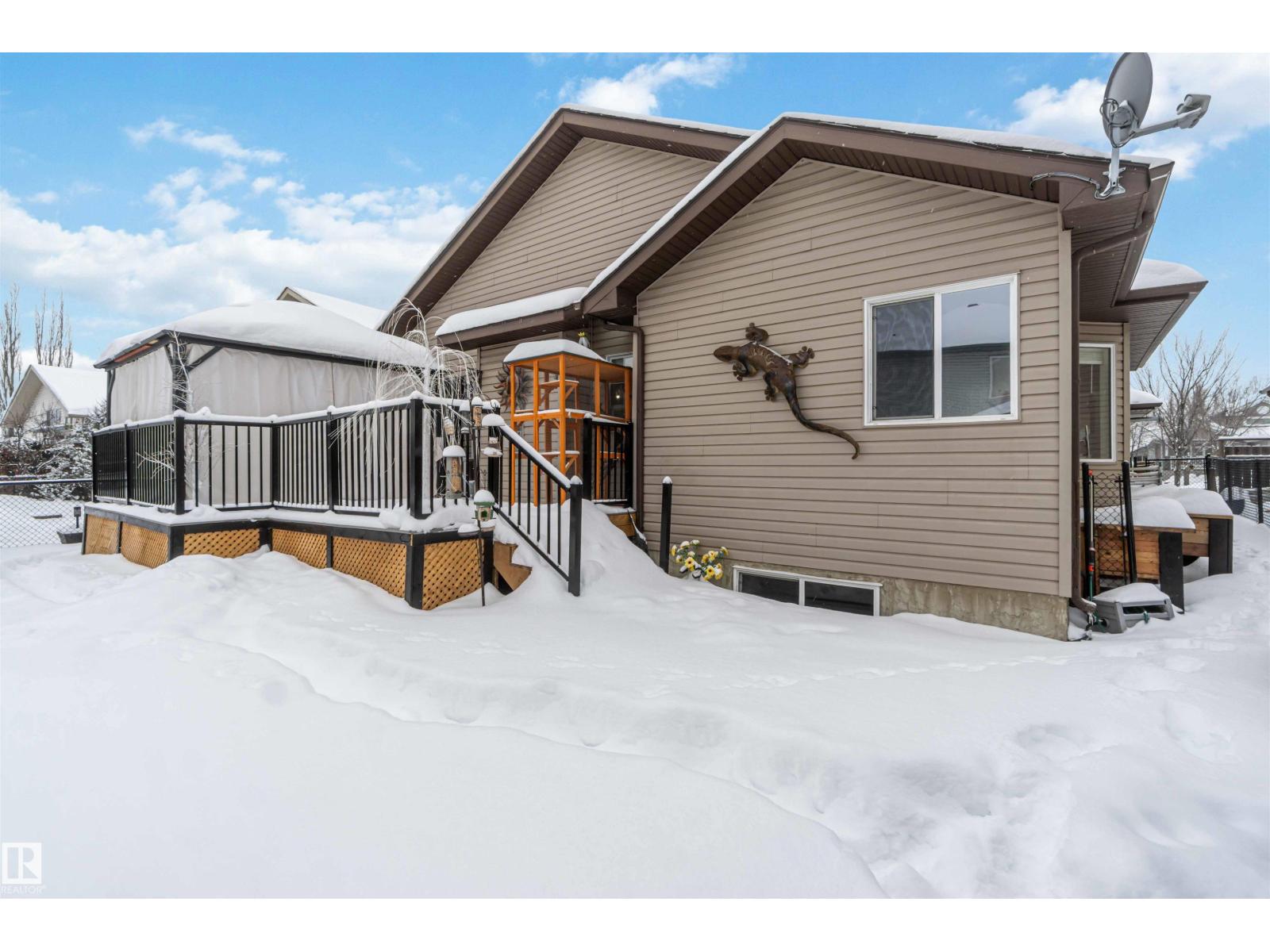 61 LINKSIDE BLVD - 41