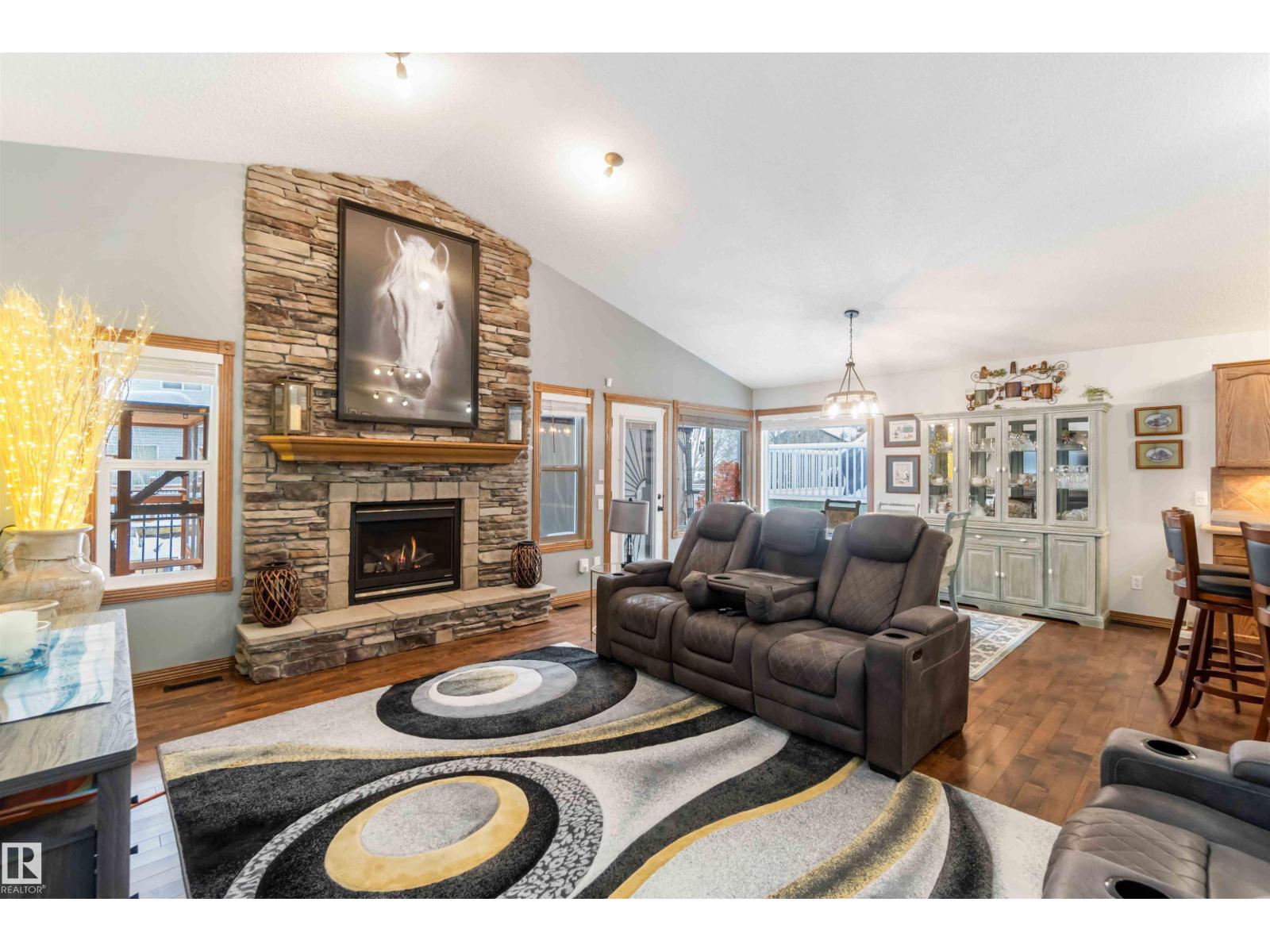 61 LINKSIDE BLVD - 15