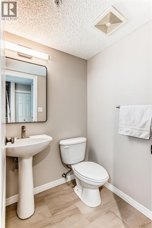 #104 2422 ERLTON STREET SW - 13