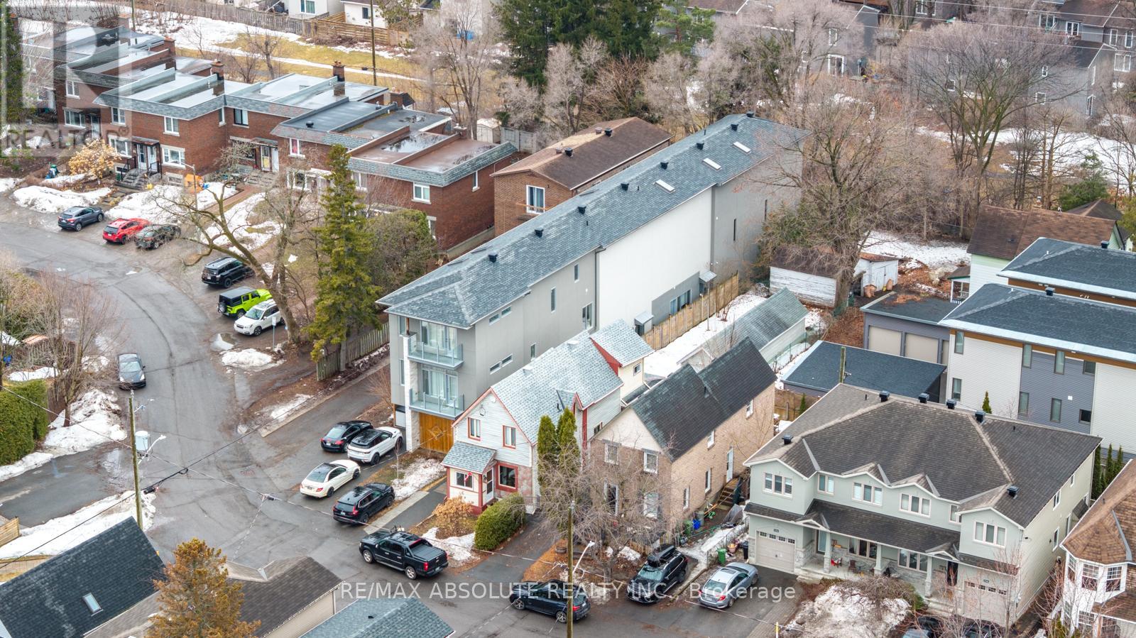 246 WESTHAVEN CRESCENT — photo 35