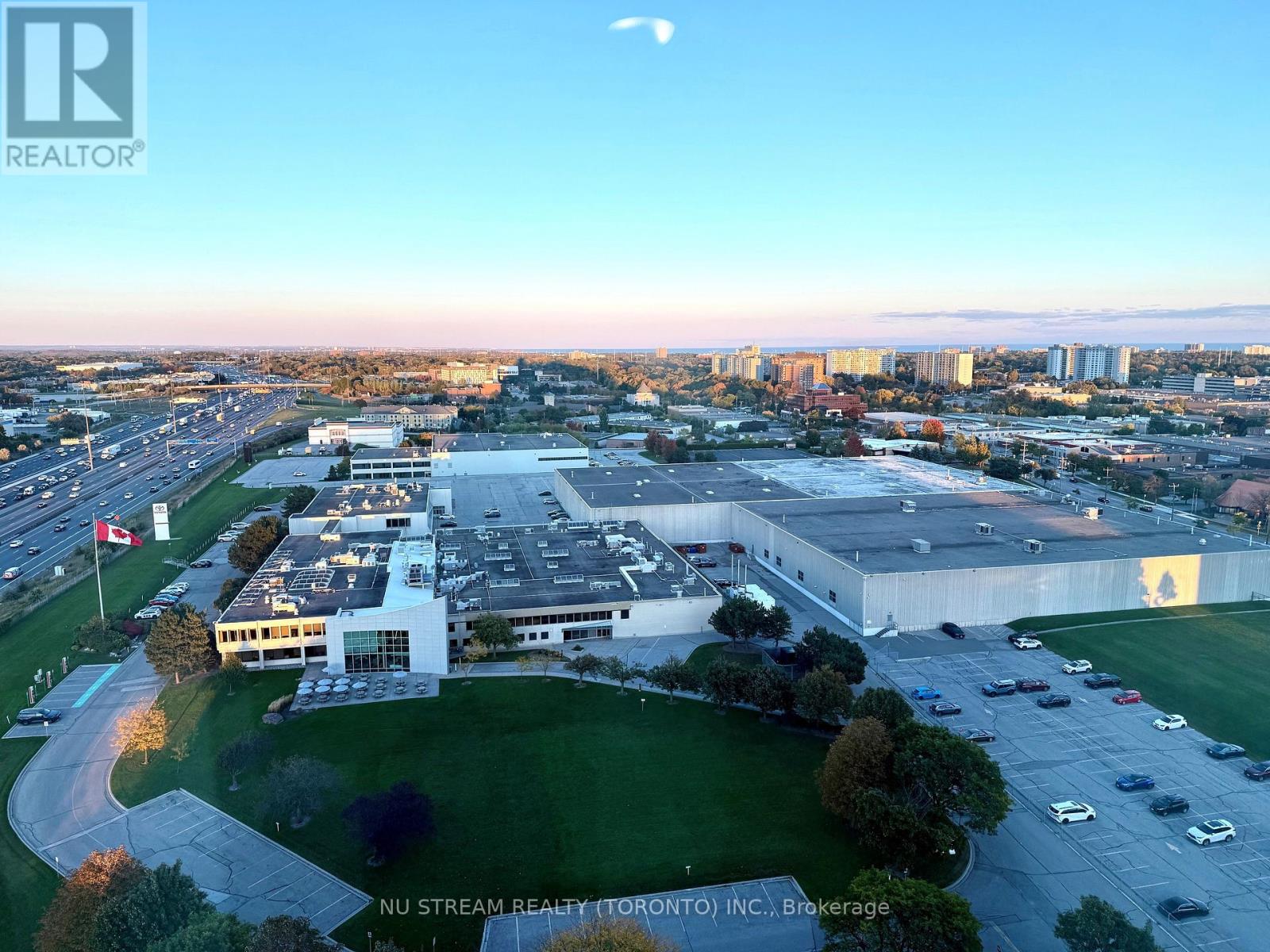 2306 - 11 LEE CENTRE DRIVE