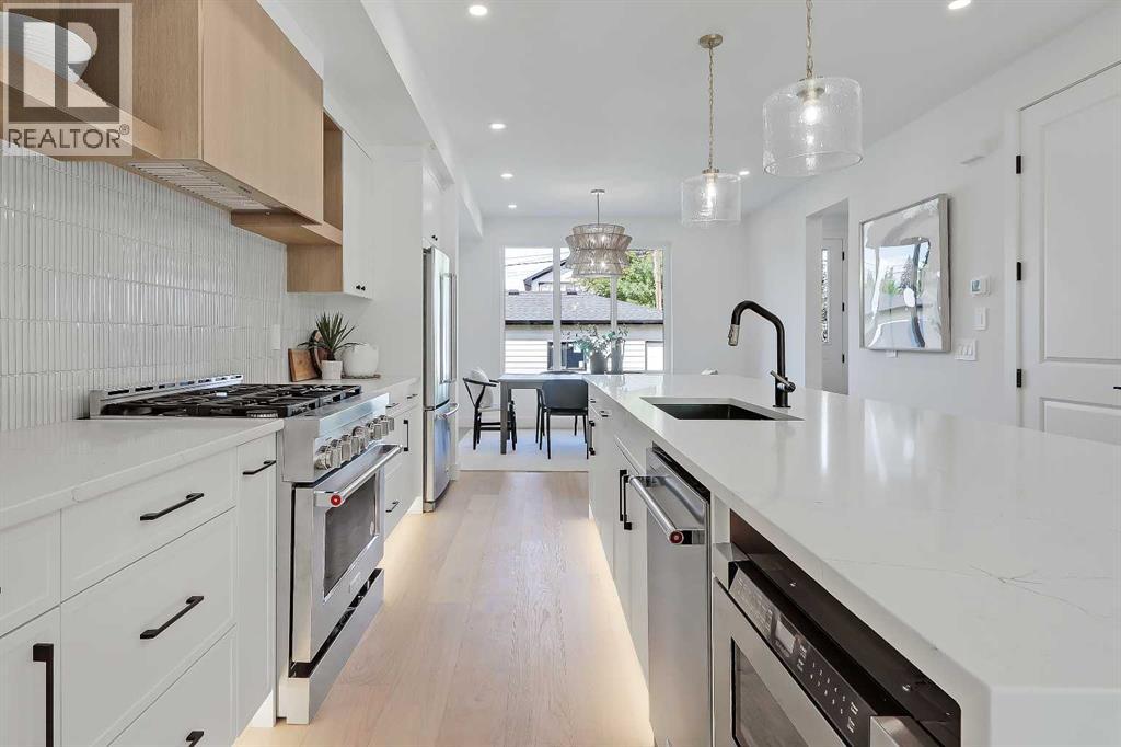 Single Family House for Sale in   Avenue NW Mount Pleasant Calgary 