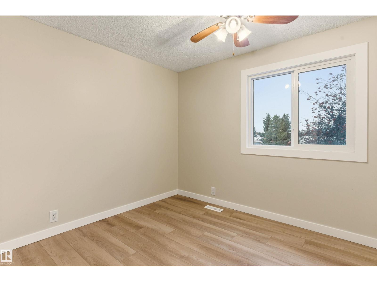 #12 1411 MILL WOODS RD E NW, Edmonton