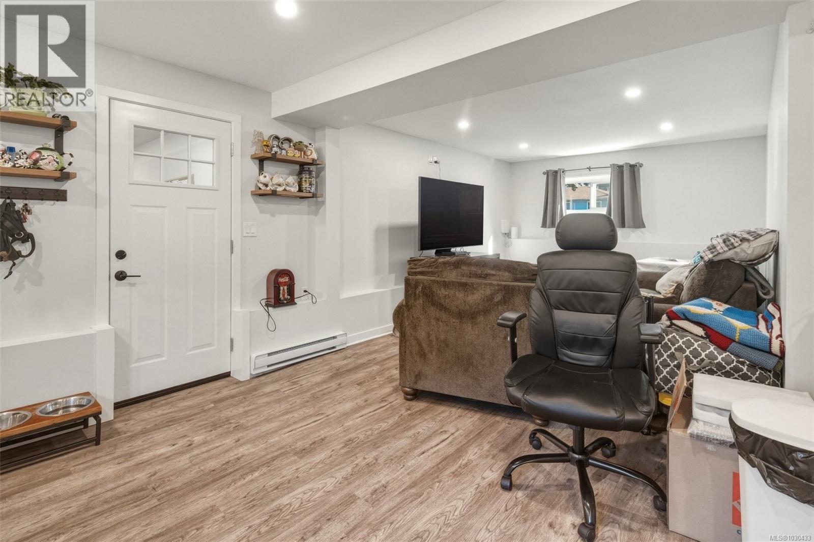 641 Jadel Dr - 20