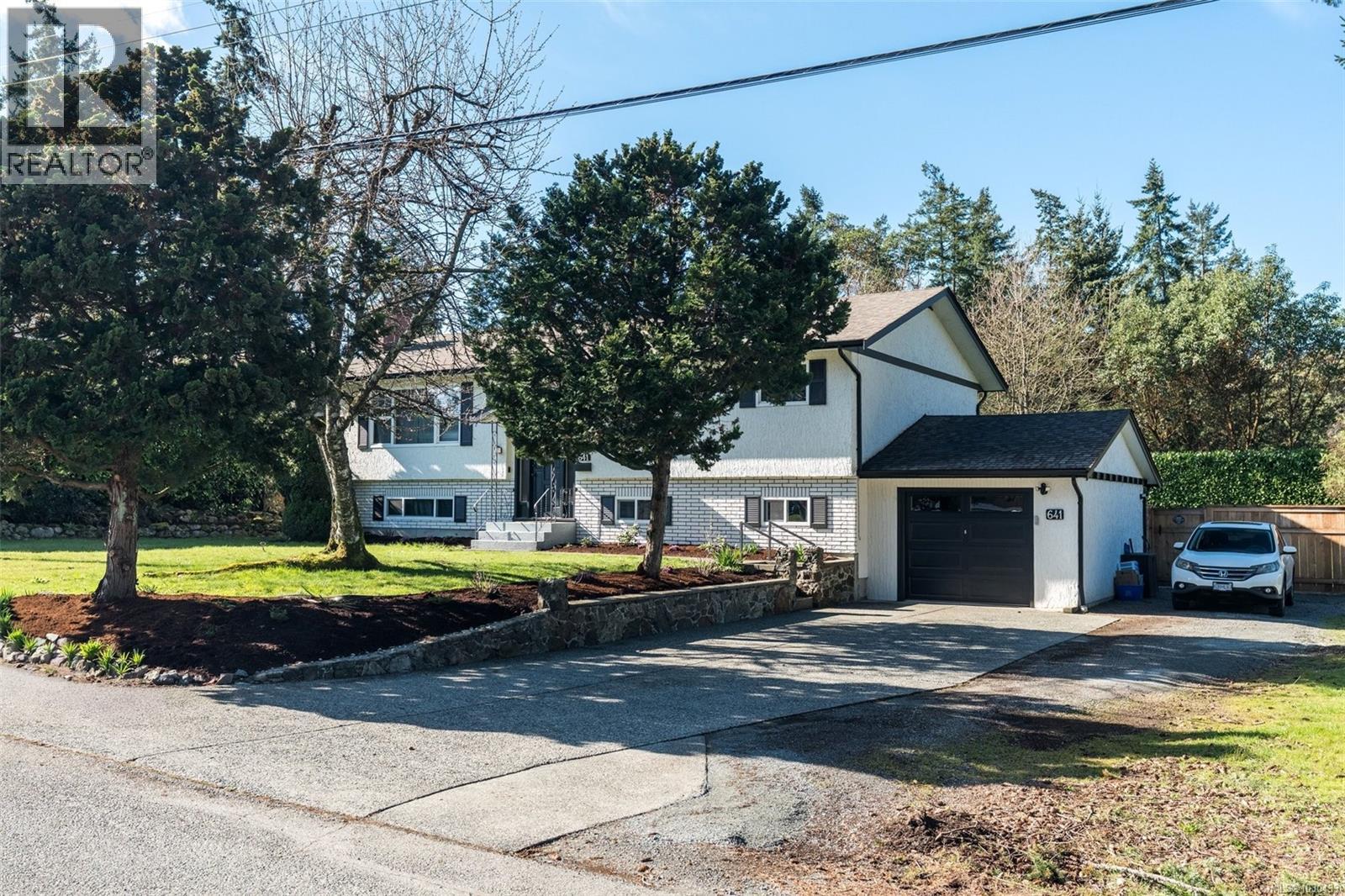 641 Jadel Dr - 2