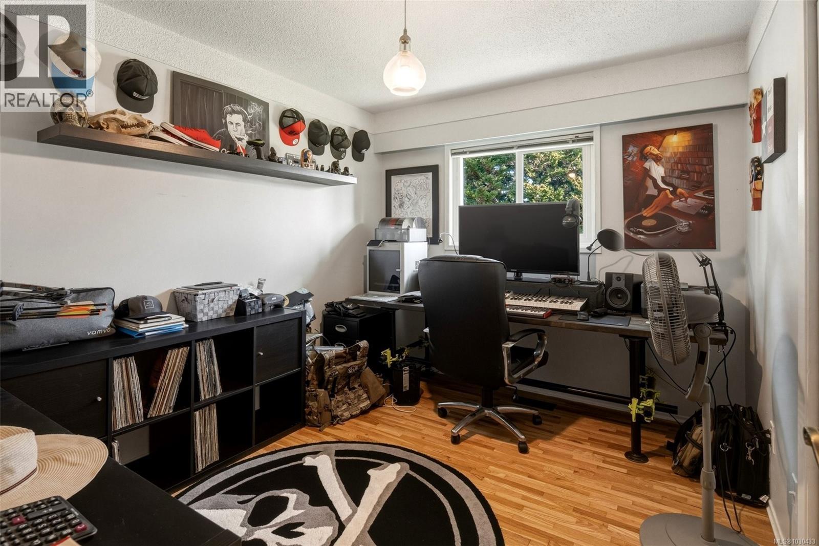641 Jadel Dr - 16
