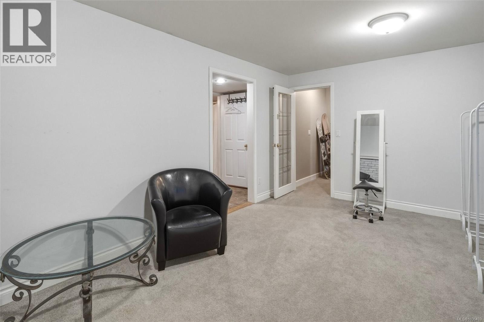 641 Jadel Dr - 17
