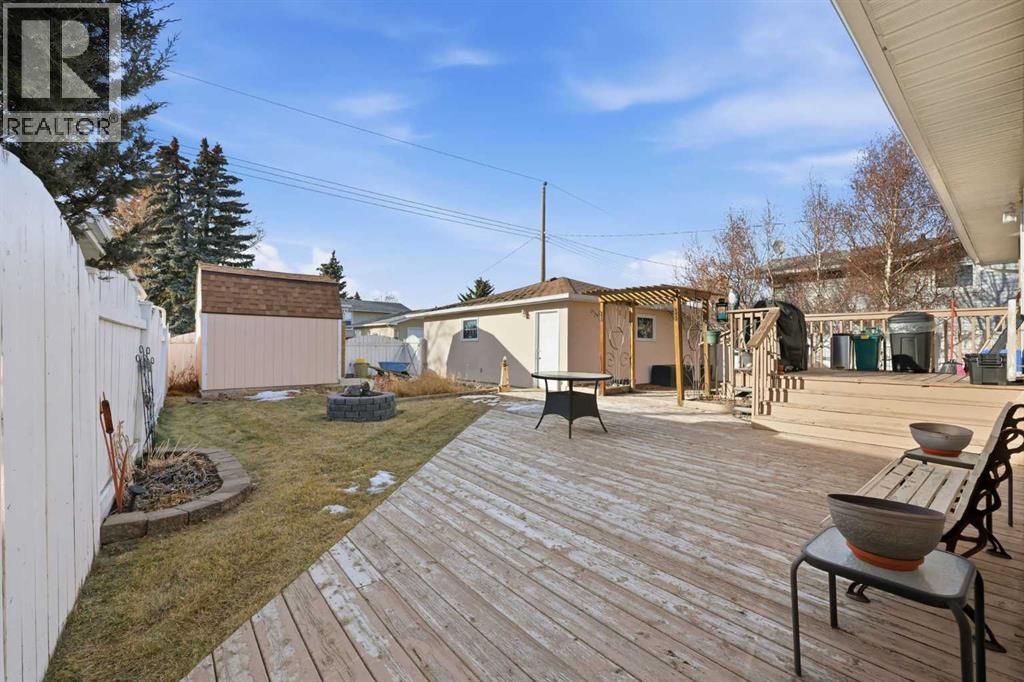 Single Family House Bungalow for Sale in  Huntmeadow Road NE Huntington Hills Calgary 