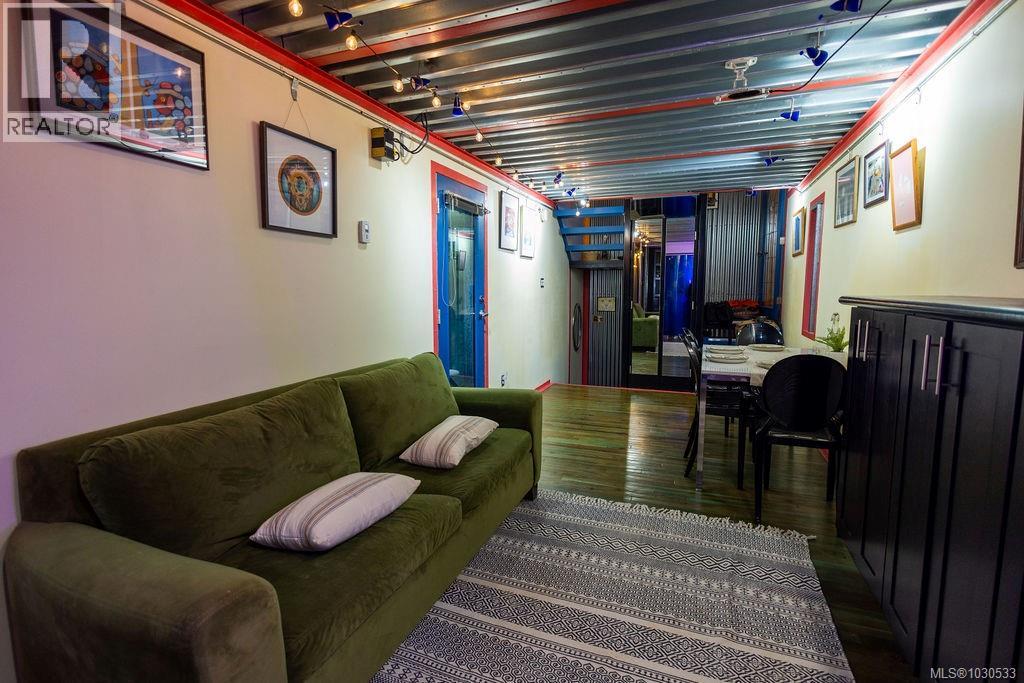  3112 Steele Street, Victoria