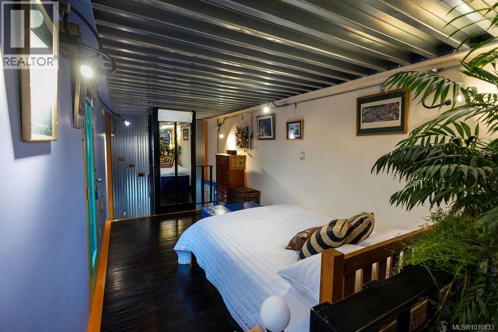  3112 Steele Street, Victoria