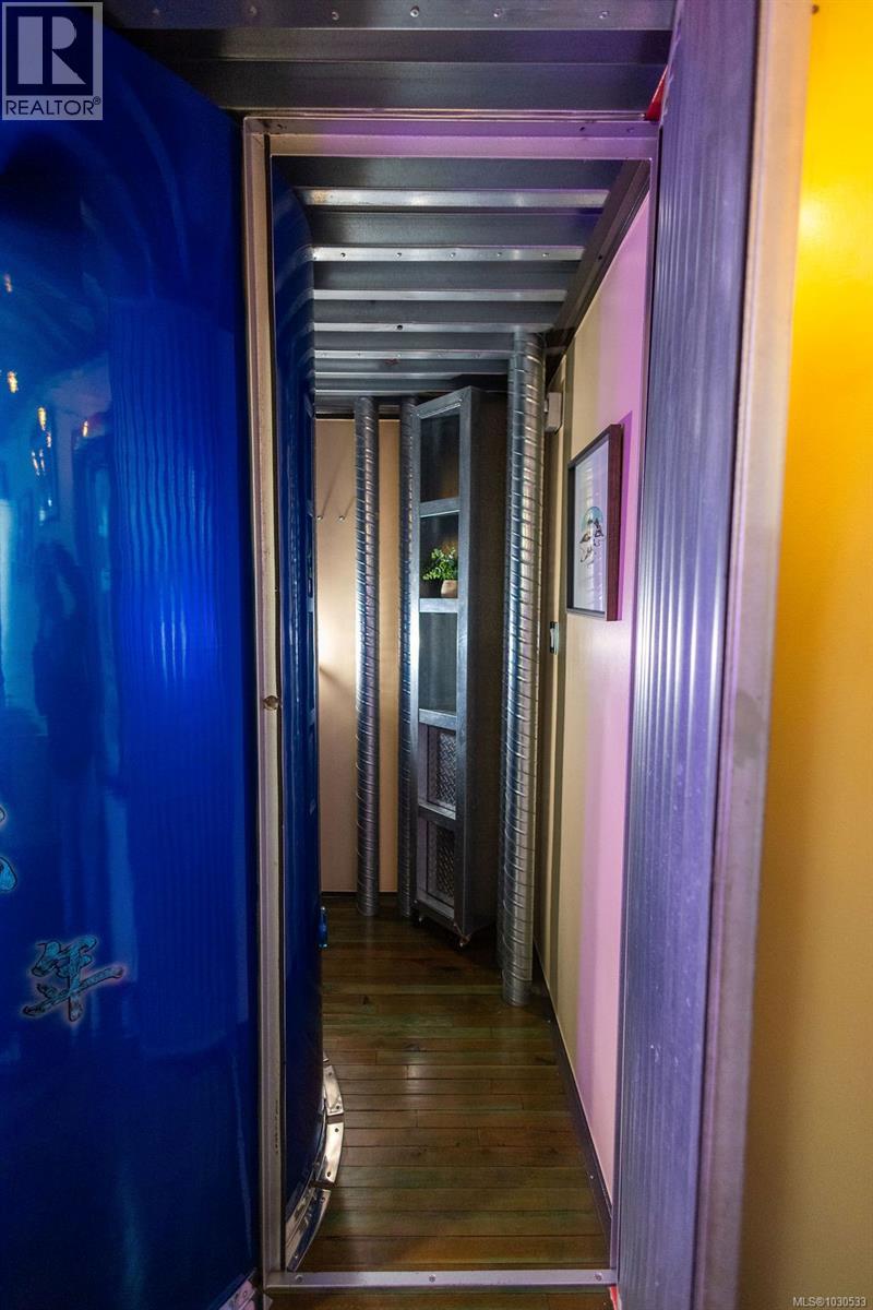  3112 Steele Street, Victoria