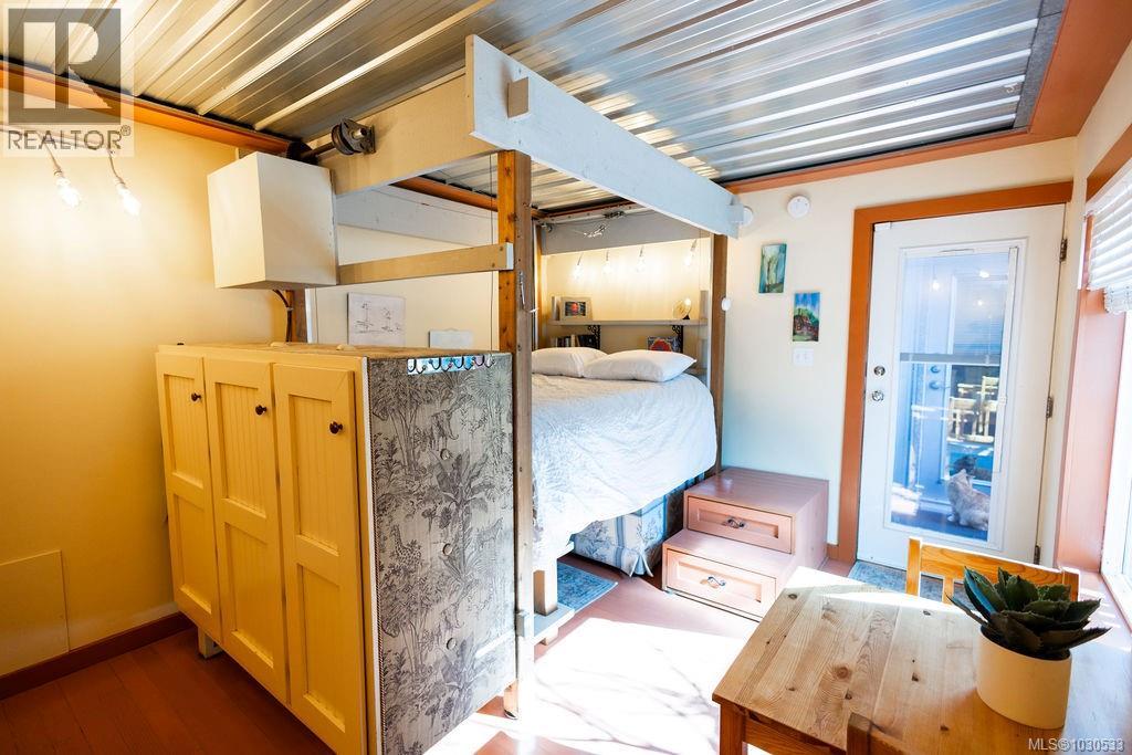  3112 Steele Street, Victoria