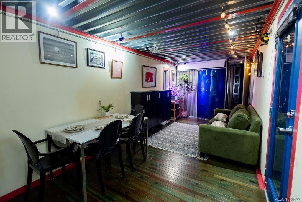  3112 Steele Street, Victoria