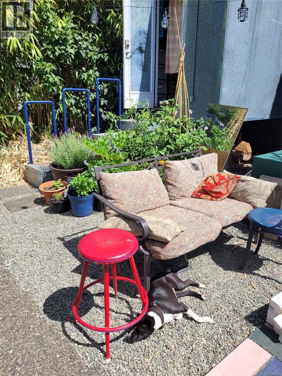  3112 Steele Street, Victoria