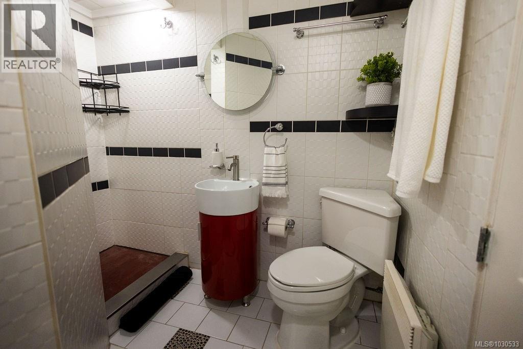 3112 Steele St - 63