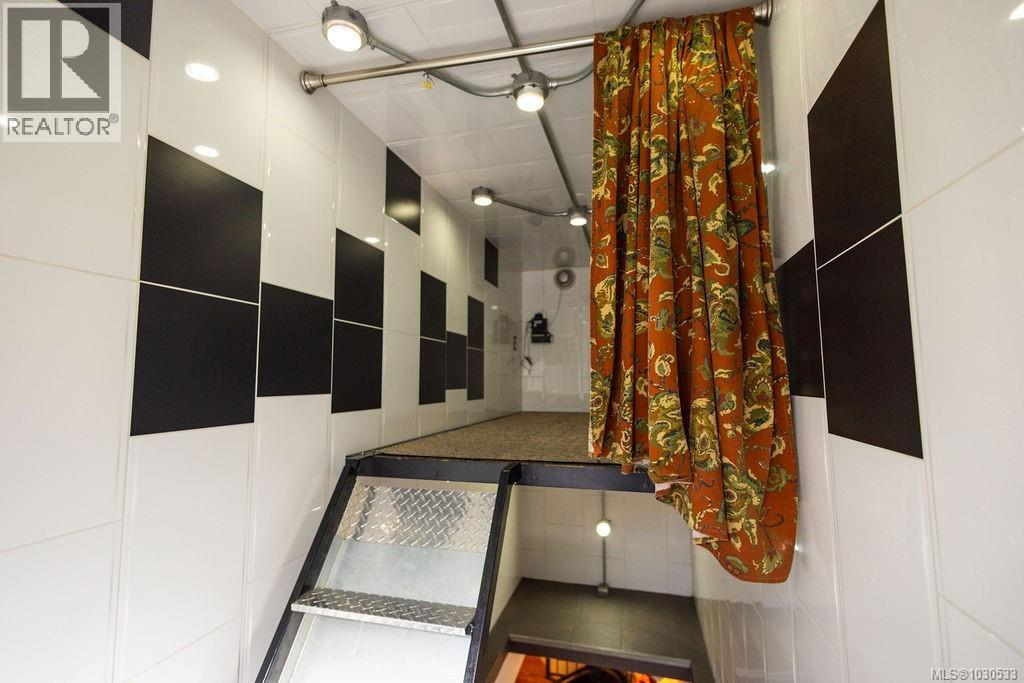  3112 Steele Street, Victoria