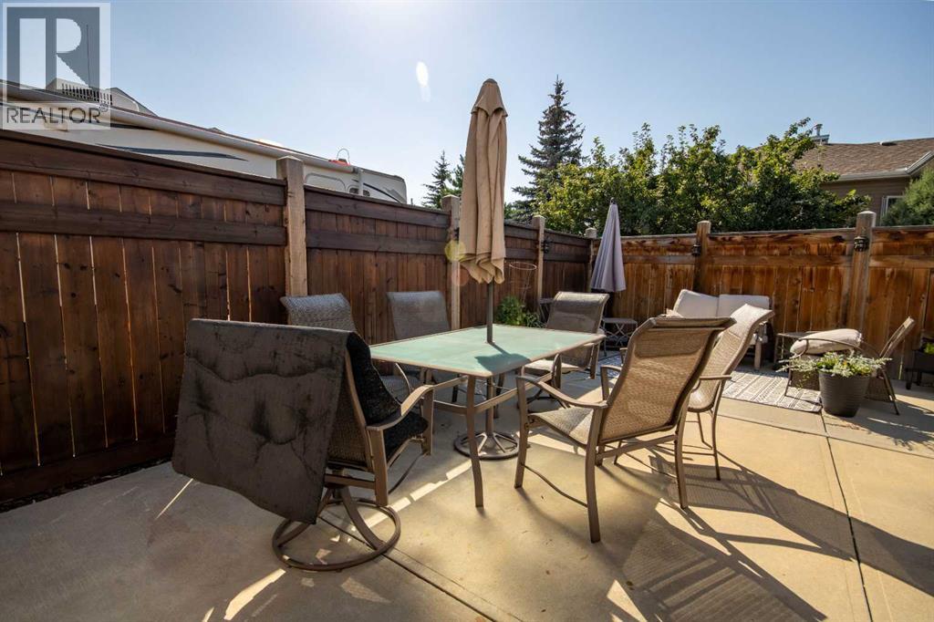 1112 2 STREET NE - 41