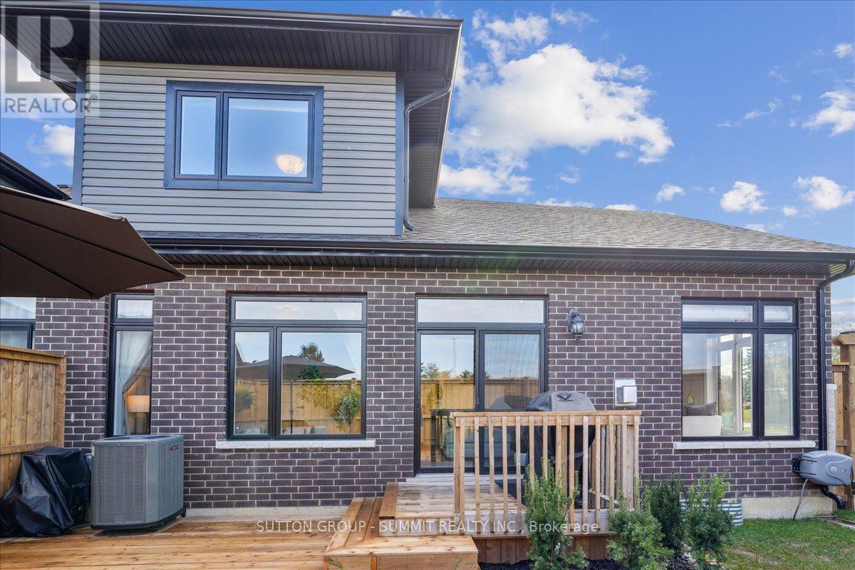 Single Family House for Sale in  WELCH LANE Hamilton (Mountview) 