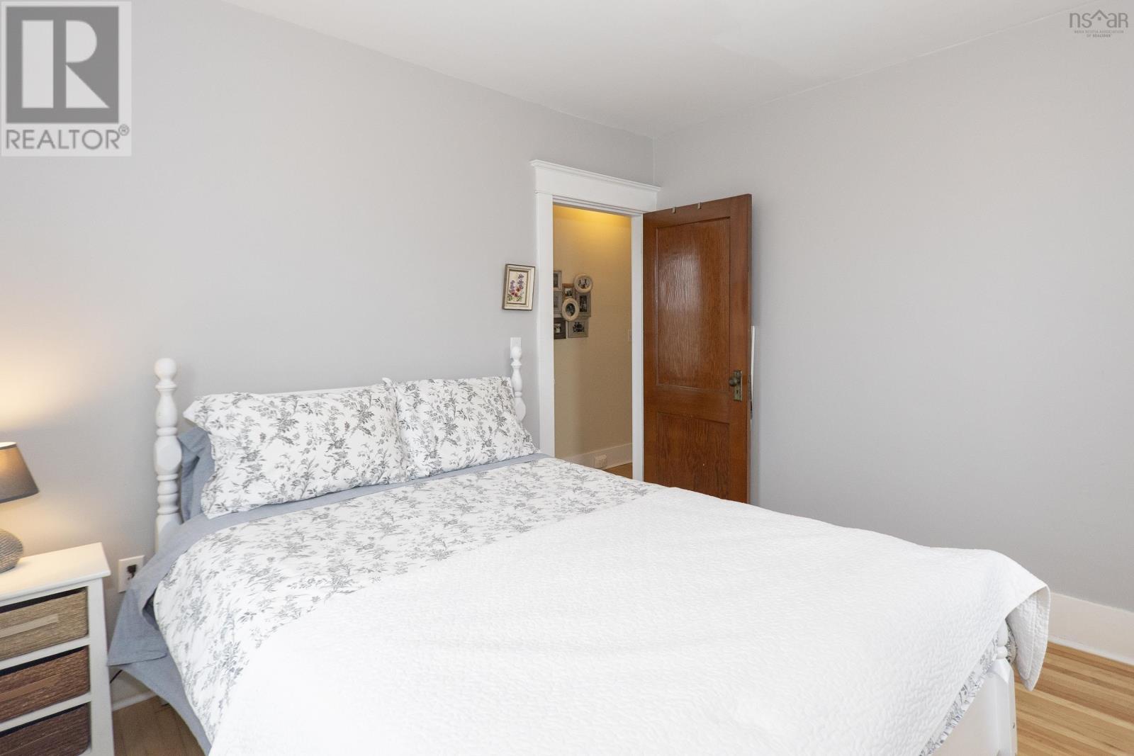 Property 29 of 49 of 139 Main Street