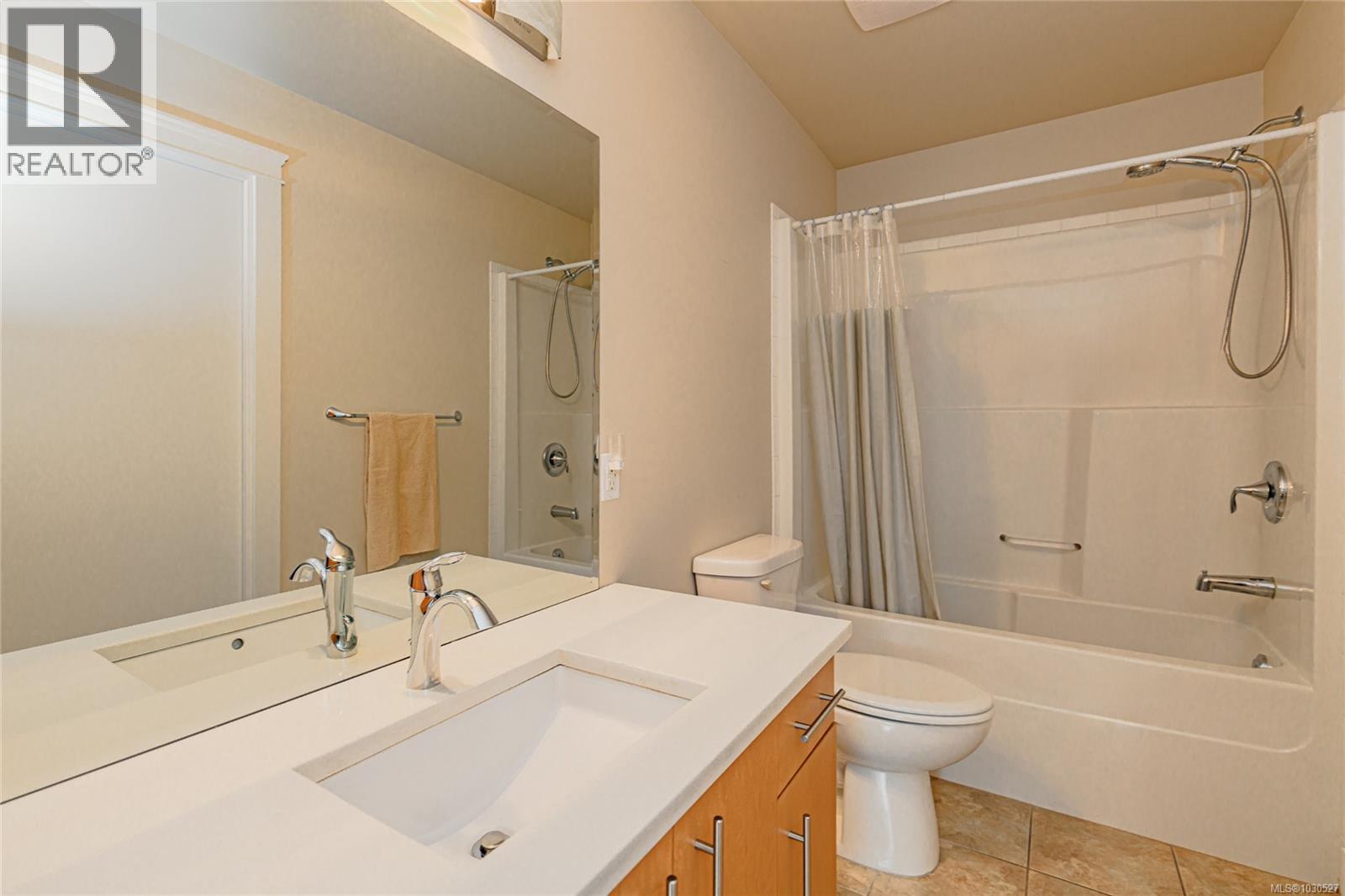 214 21 Conard Street, View Royal