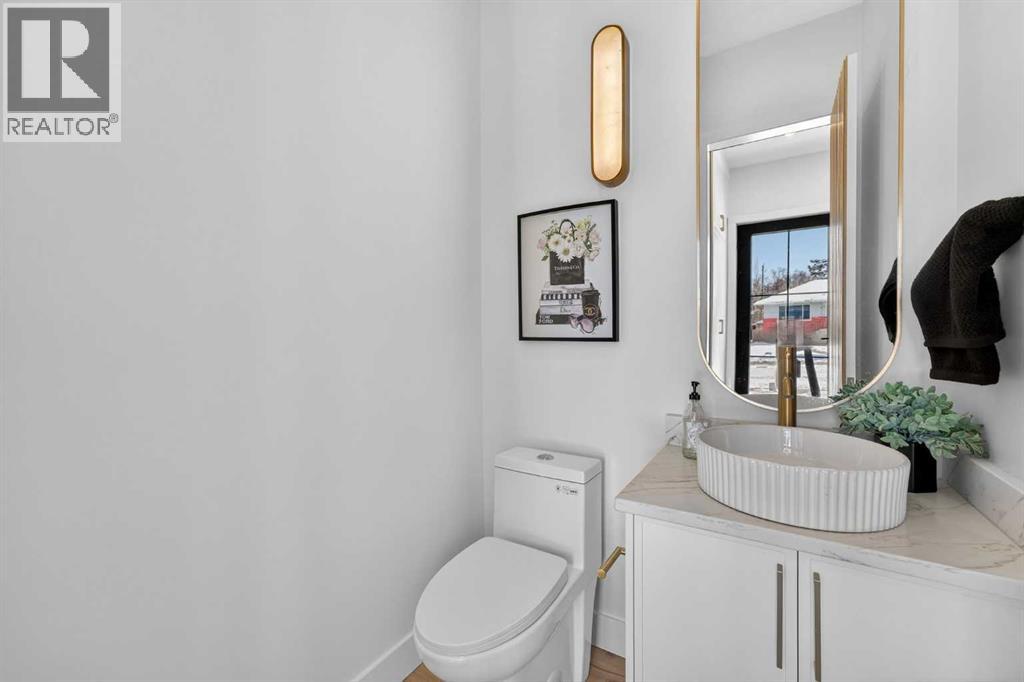 Single Family House for Sale in   Street SW Spruce Cliff Calgary 