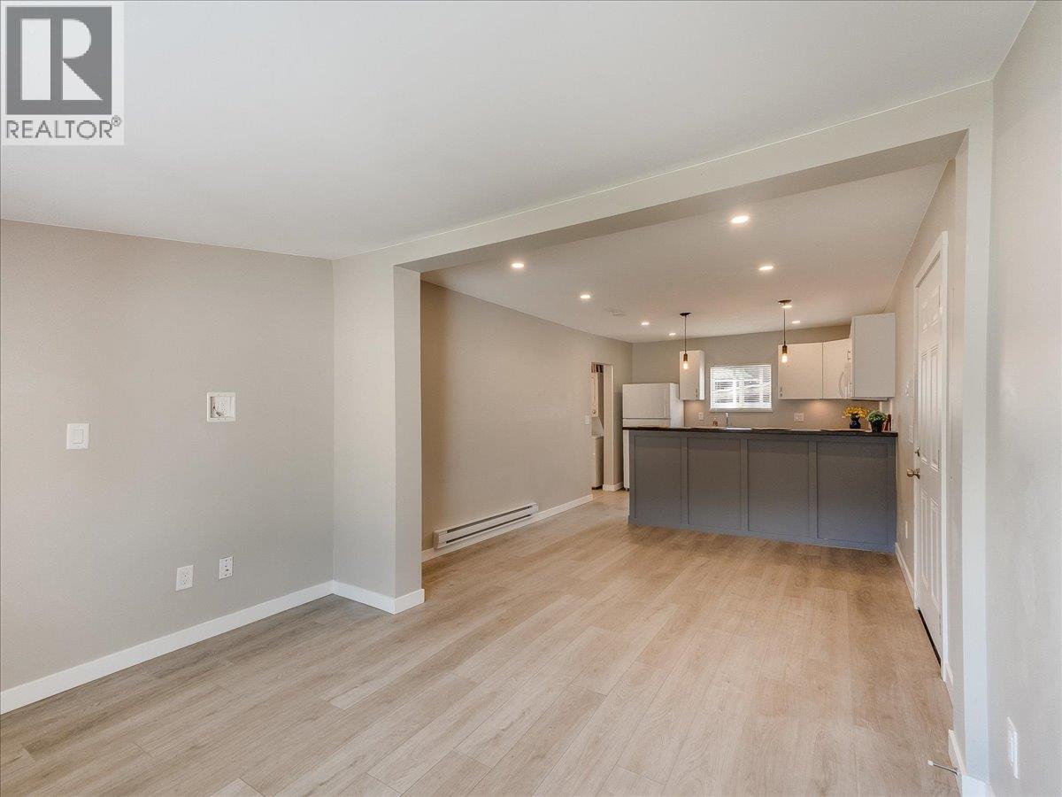 1534 Fifth Avenue, Trail