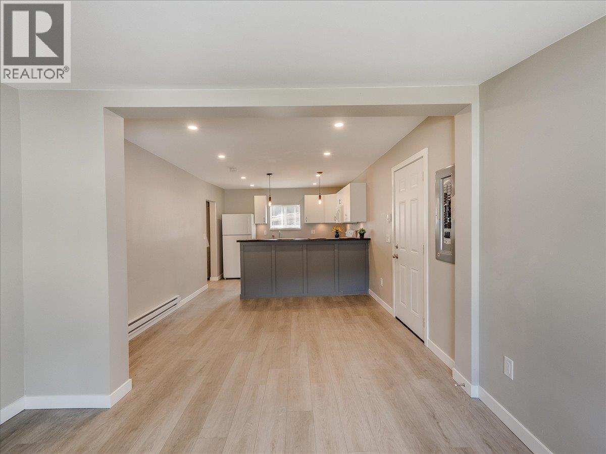 1534 Fifth Avenue, Trail