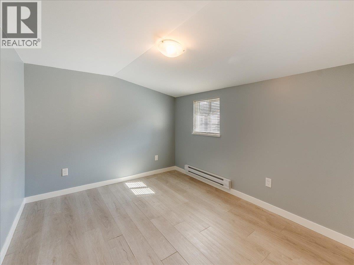 1534 Fifth Avenue, Trail