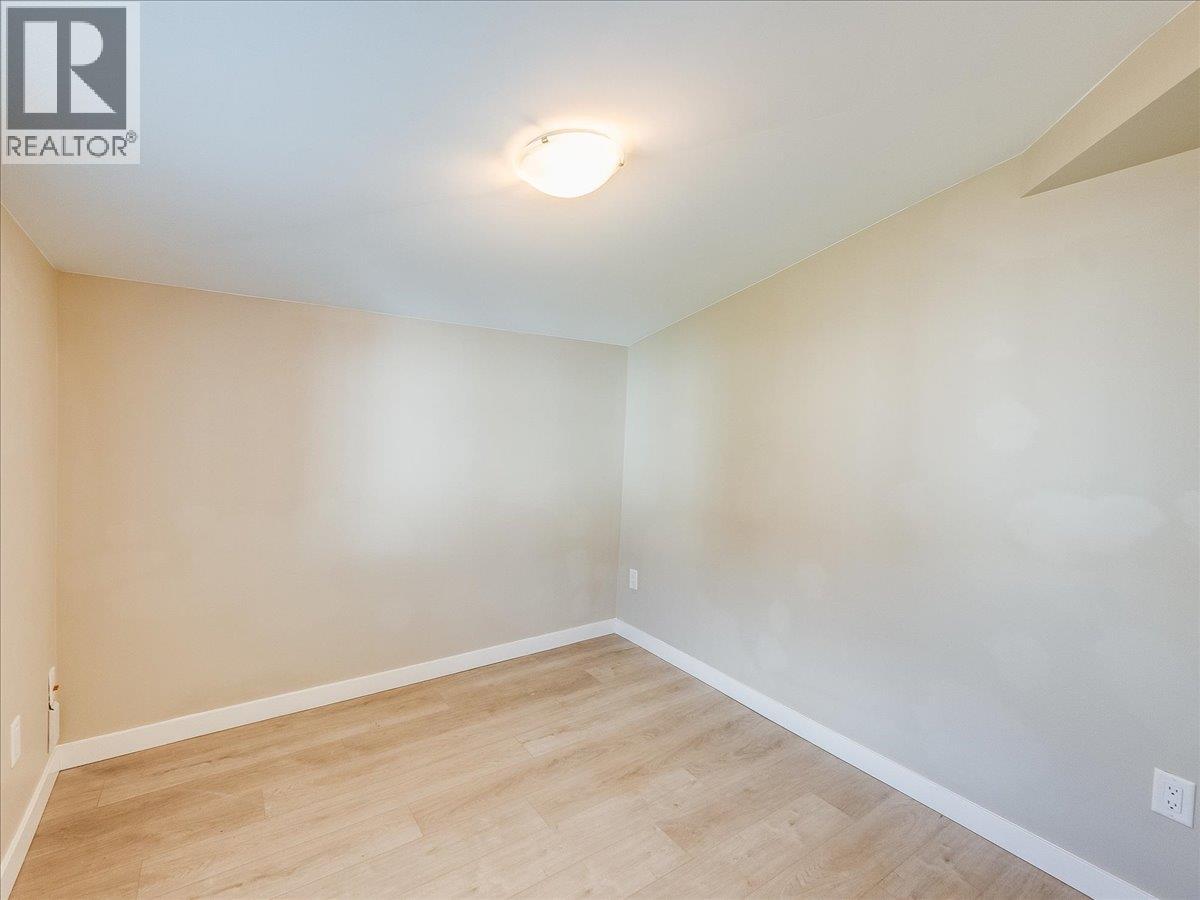 1534 Fifth Avenue, Trail