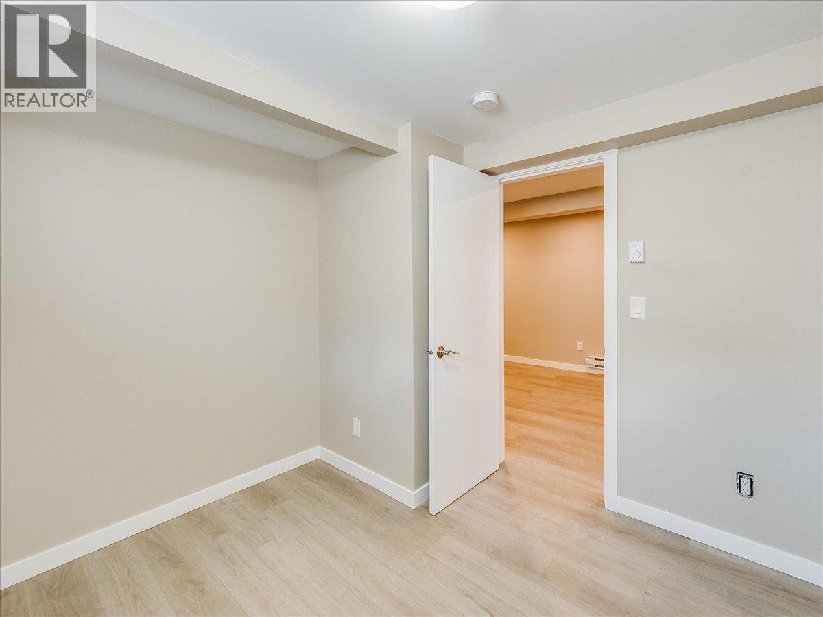 1534 Fifth Avenue, Trail