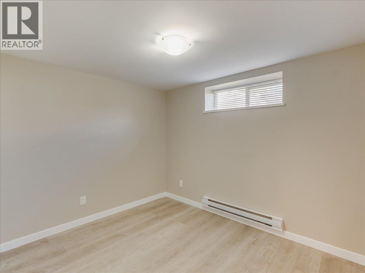 1534 Fifth Avenue, Trail