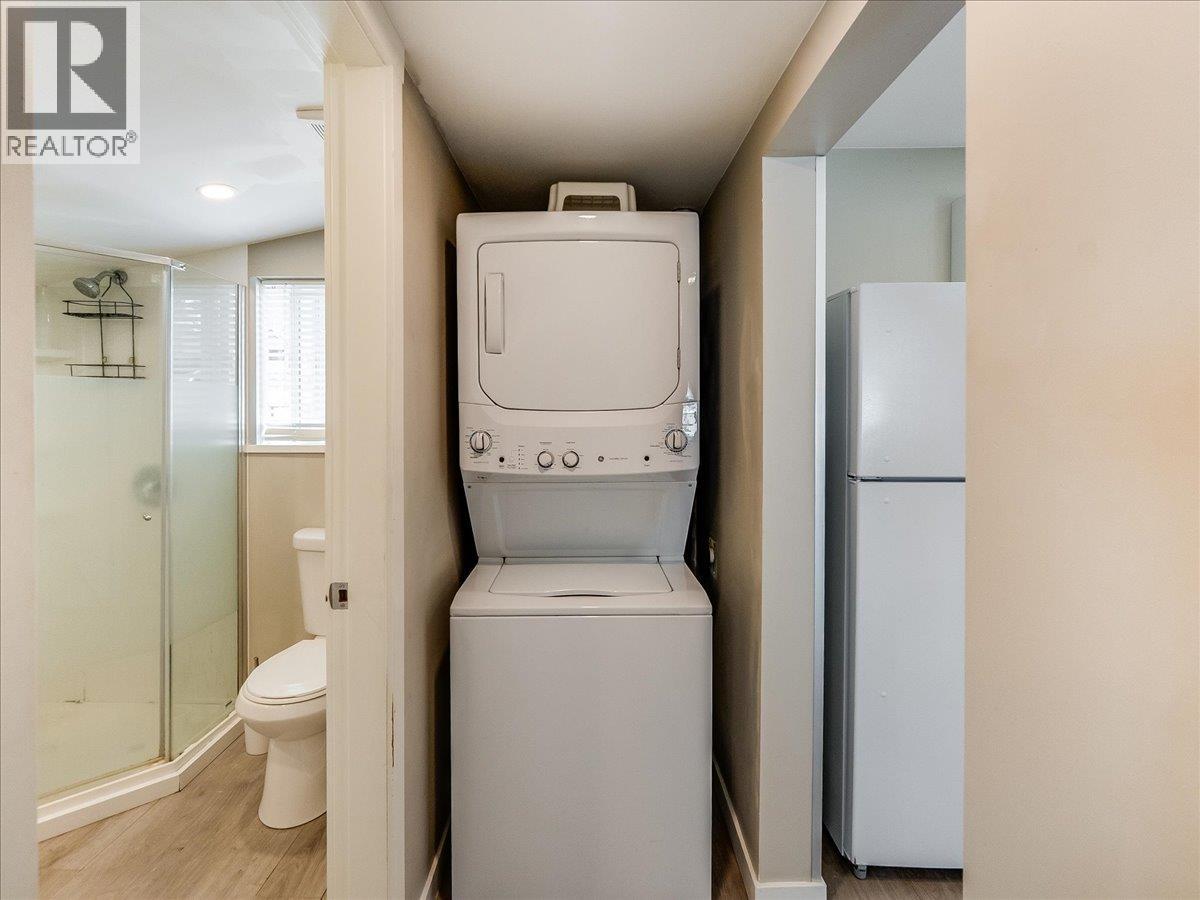 1534 Fifth Avenue, Trail