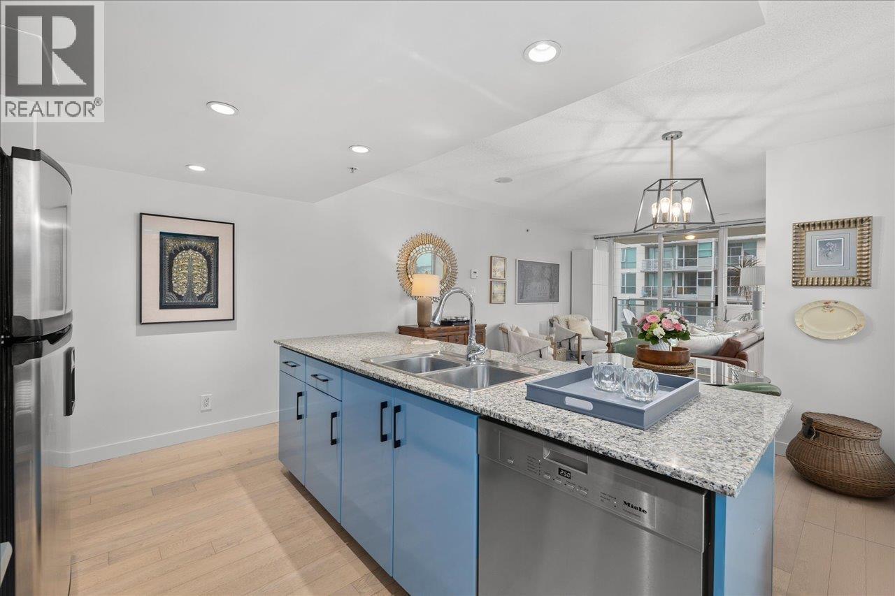 708 188 E ESPLANADE, North Vancouver