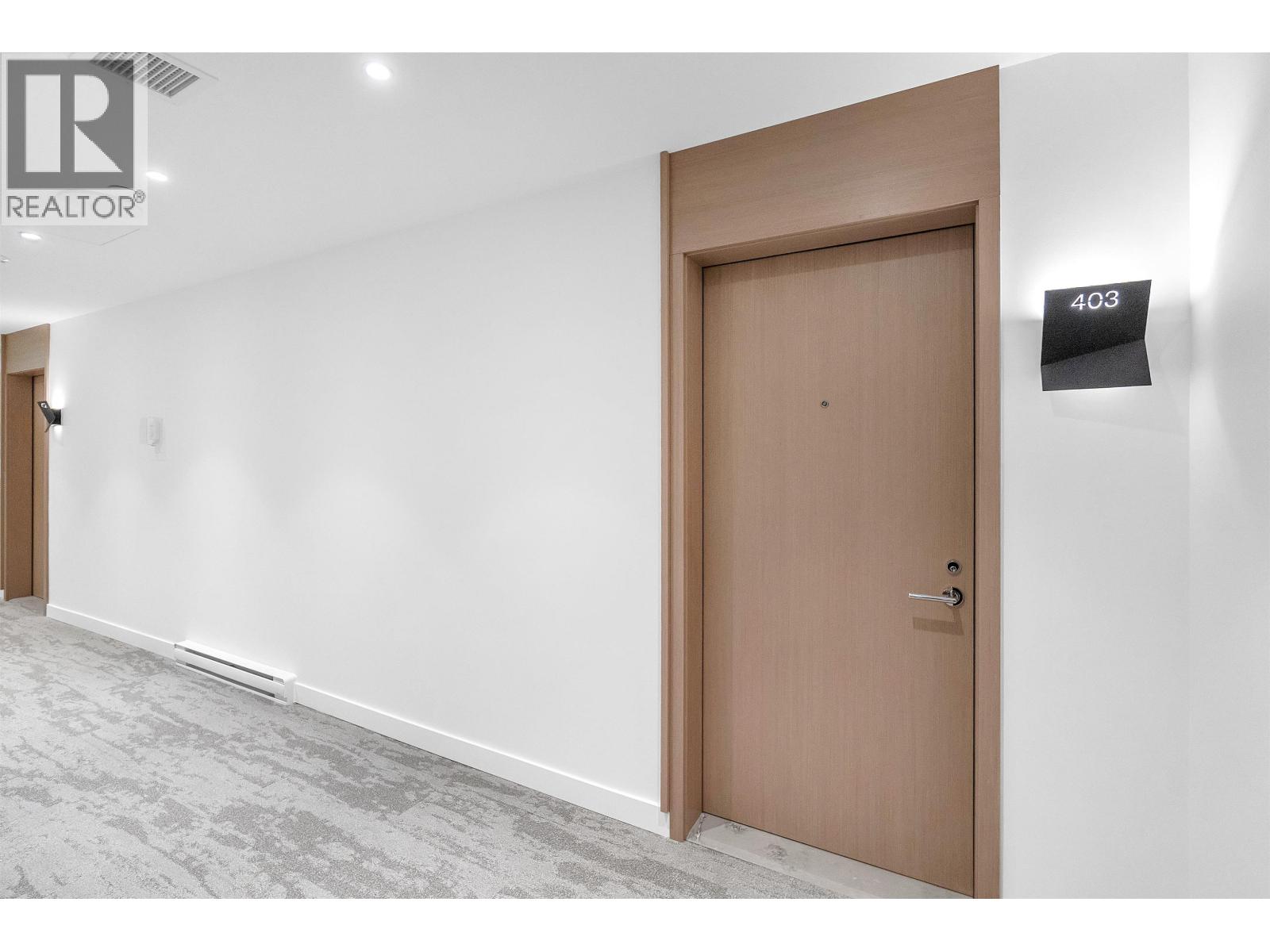 403 3963 UPLANDS WAY, West Vancouver