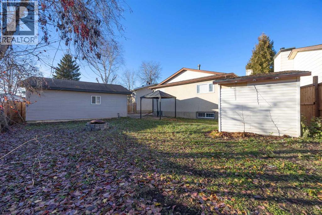 122 Maclaren Bay, Fort McMurray