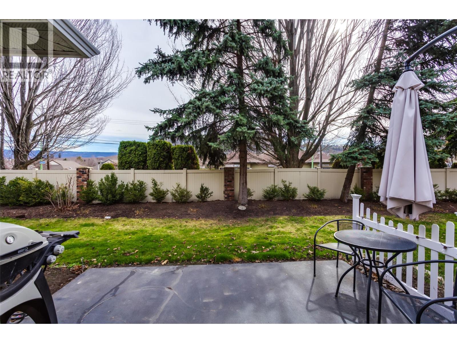 #5 527 YATES ROAD - 13