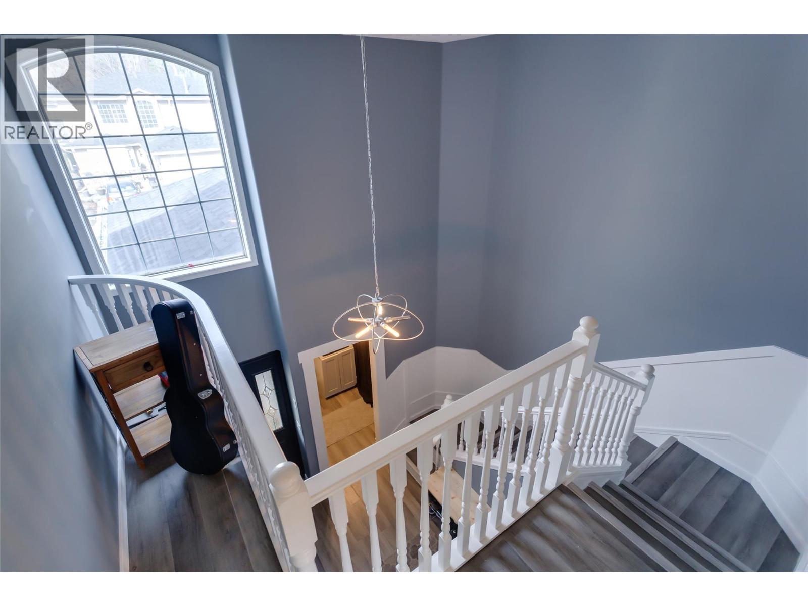 #5 527 YATES ROAD - 31