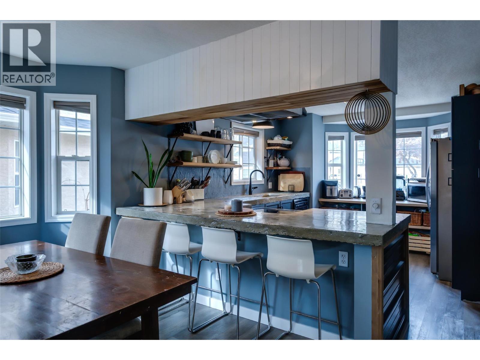 #5 527 YATES ROAD - 2