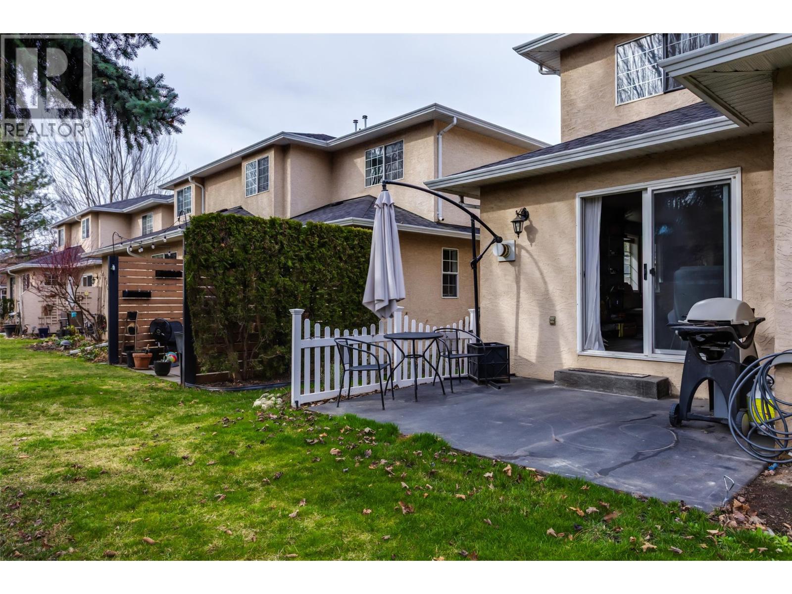 #5 527 YATES ROAD - 17