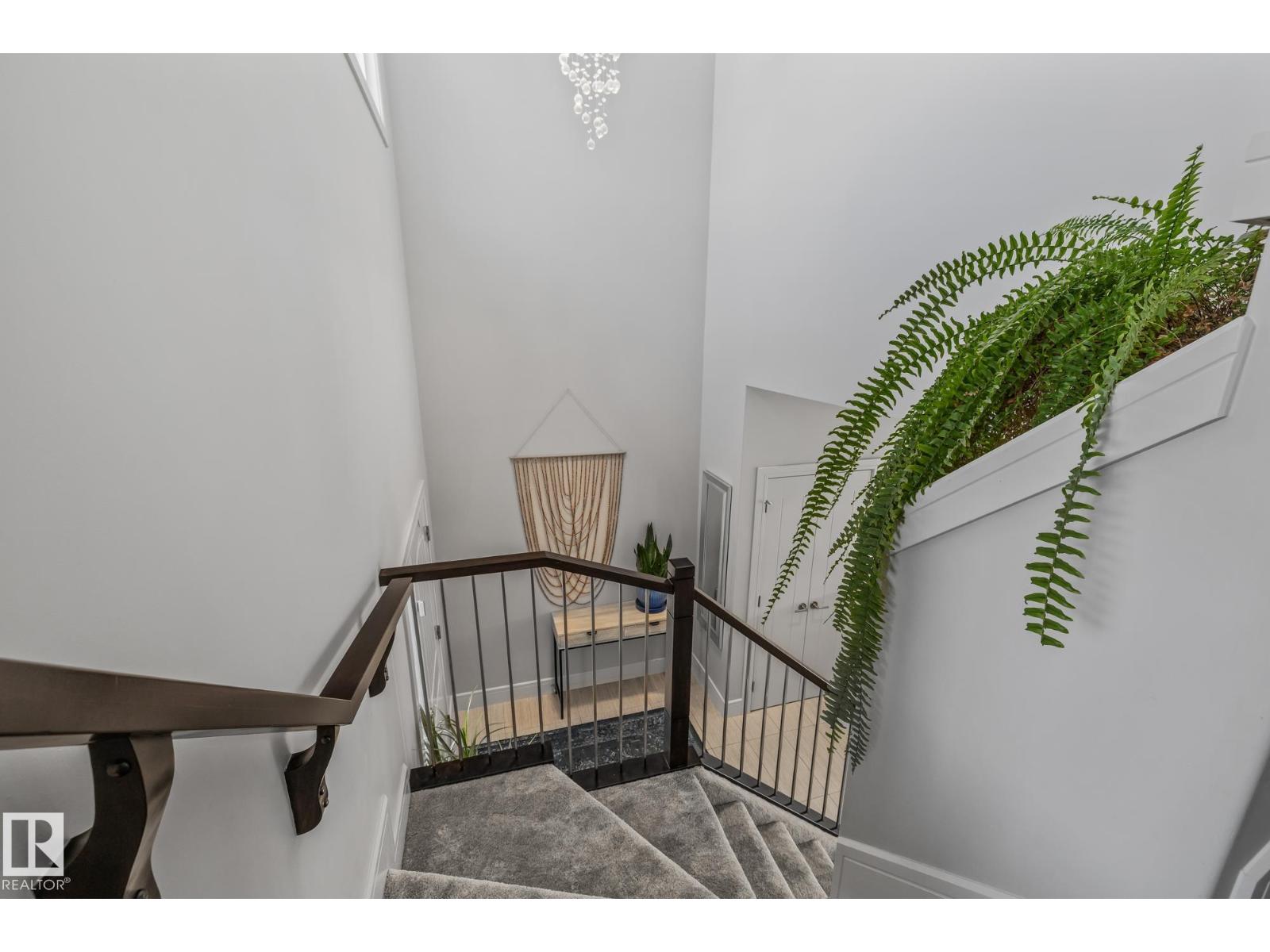 3864 ROBINS CR NW - 24