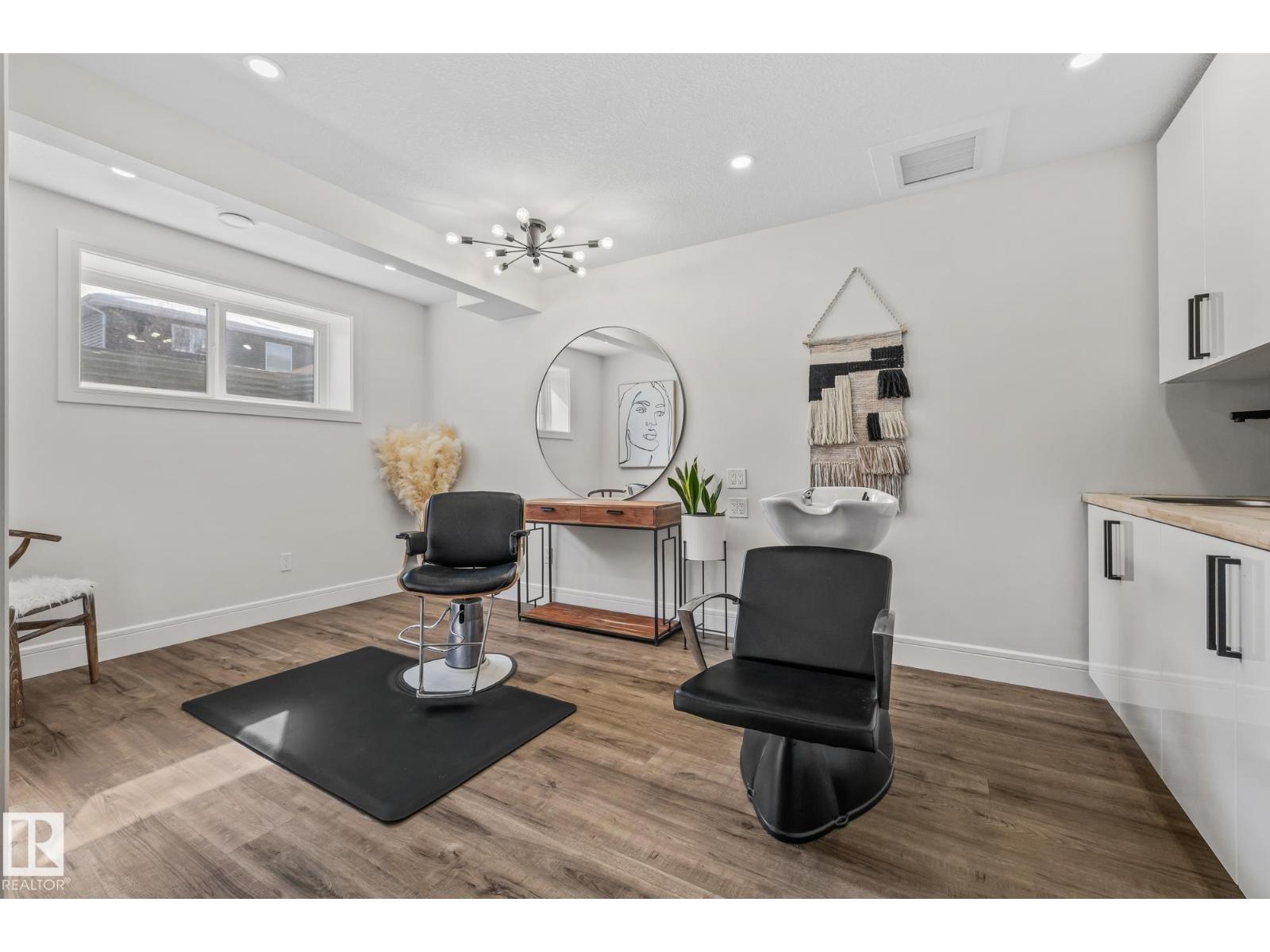 3864 ROBINS CR NW - 47